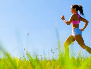 Πόσο χρονών είναι το σώμα σου; Μάθε με αυτές τις 5 κινήσεις (βίντεο)